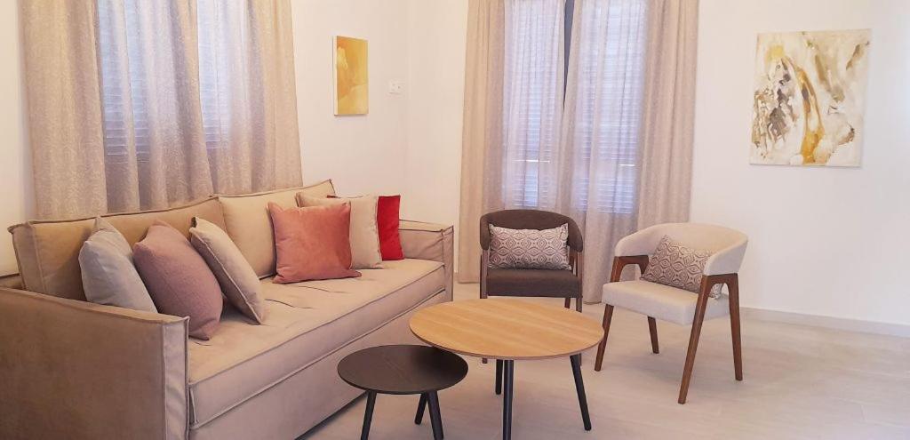 Edward Art Boutique Hotel Νυδρί Εξωτερικό φωτογραφία